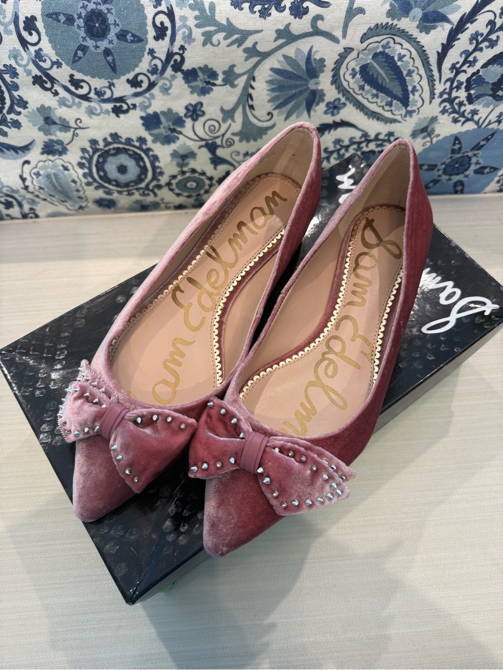Sam Edelman Raisa Rose Velvet Studded Bow Pointed Toe Flats 9M New